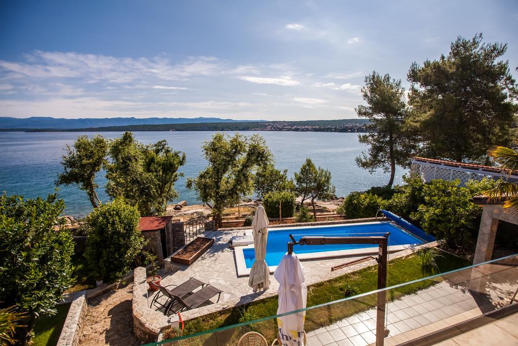 Apartments Ana Malinska Dış mekan fotoğraf